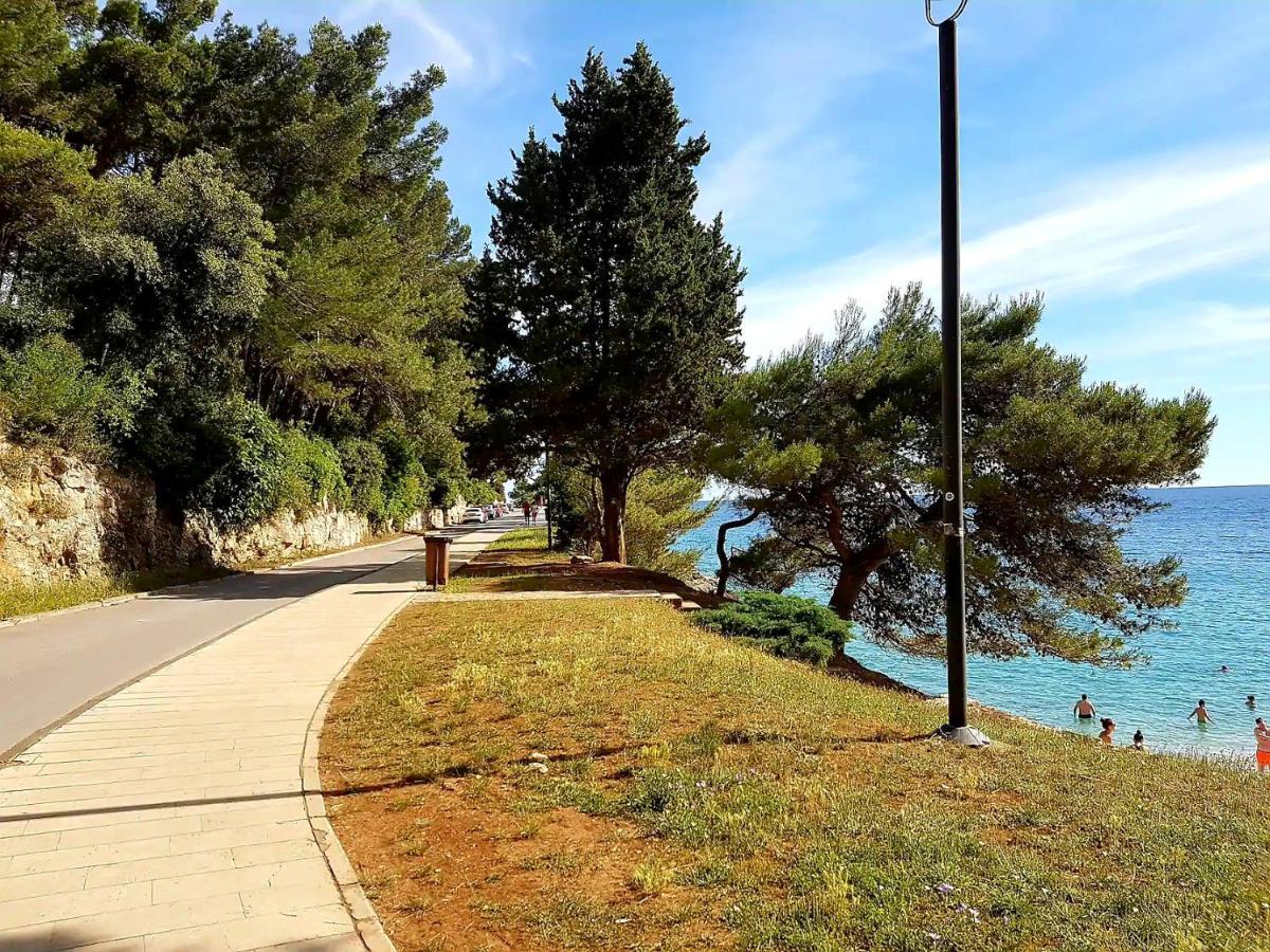 Apartment Mon Cheri-Located In A Quiet Neighbourhood Near Beaches Free Parking Πούλα Εξωτερικό φωτογραφία