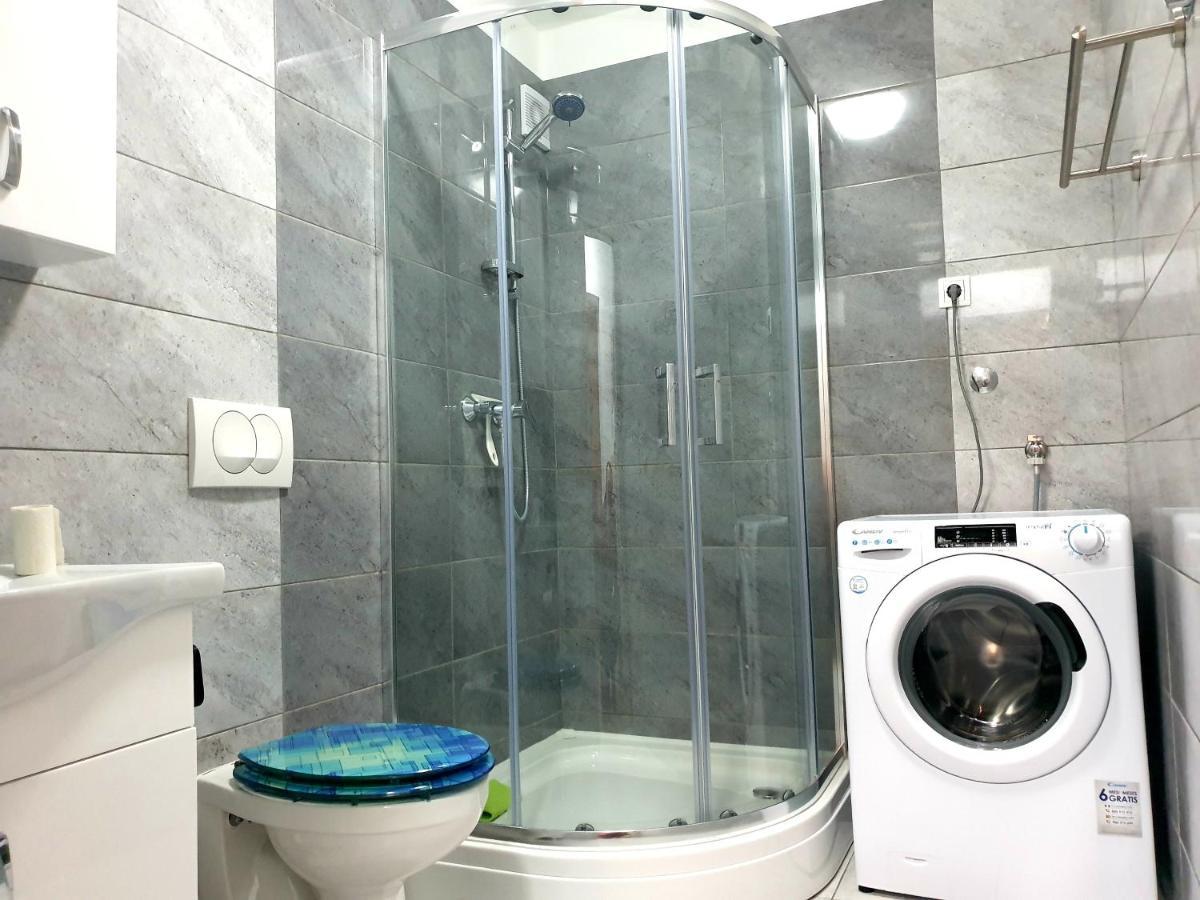 Apartment Mon Cheri-Located In A Quiet Neighbourhood Near Beaches Free Parking Πούλα Εξωτερικό φωτογραφία